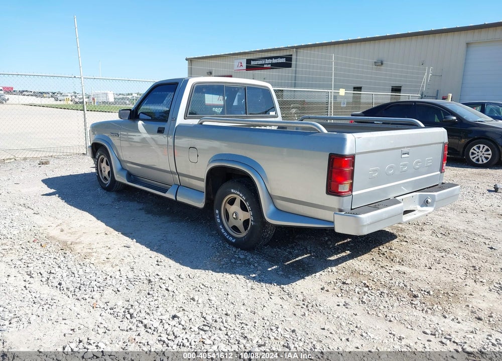 1993 DODGE DAKOTA VIN: 1B7FL26X6PS166586