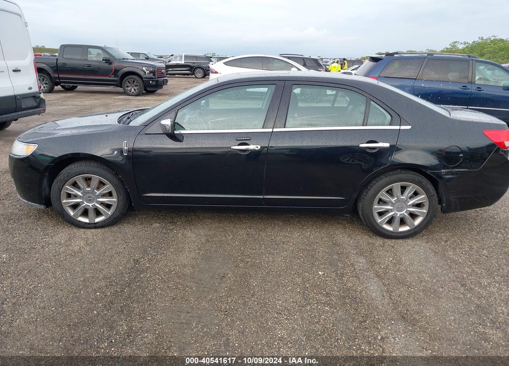 2012 LINCOLN MKZ VIN: 3LNHL2GC8CR805752