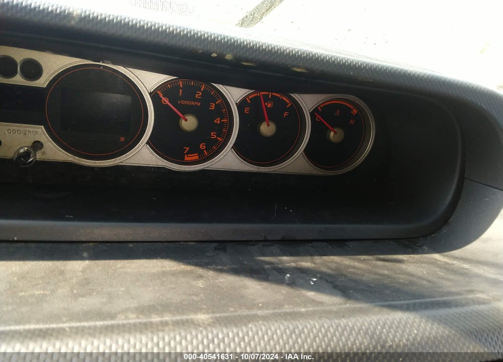 2008 SCION XB VIN: JTLKE50E381029084