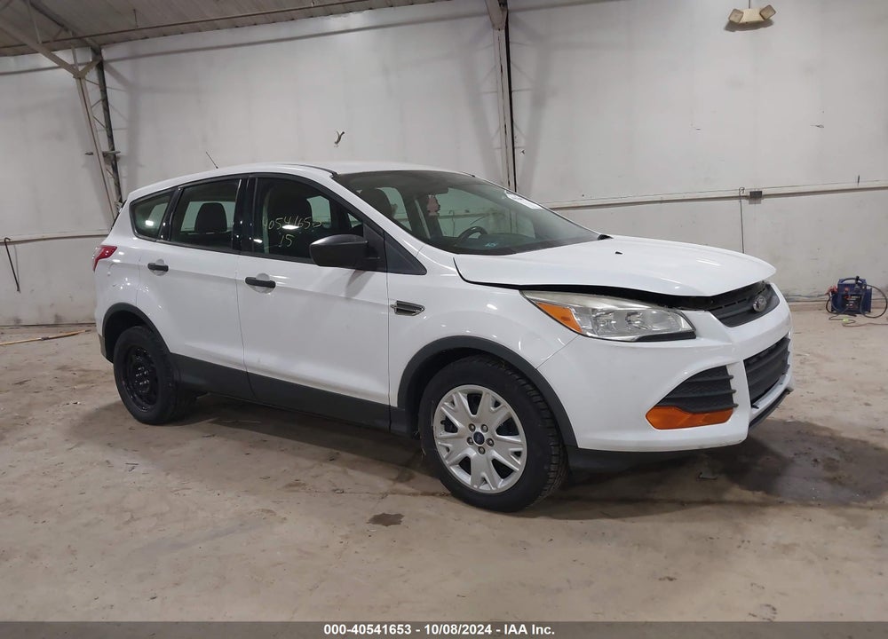 2015 FORD ESCAPE S VIN: 1FMCU0F73FUA73138