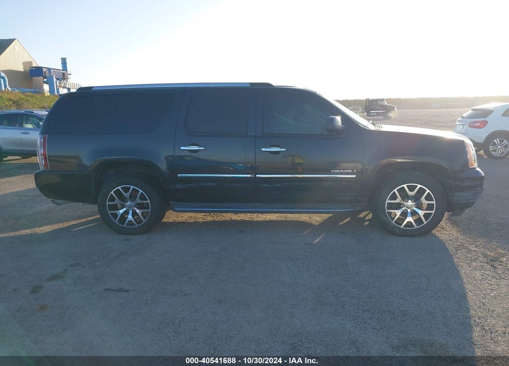 2012 GMC YUKON XL 1500 DENALI VIN: 1GKS2MEF1CR246292
