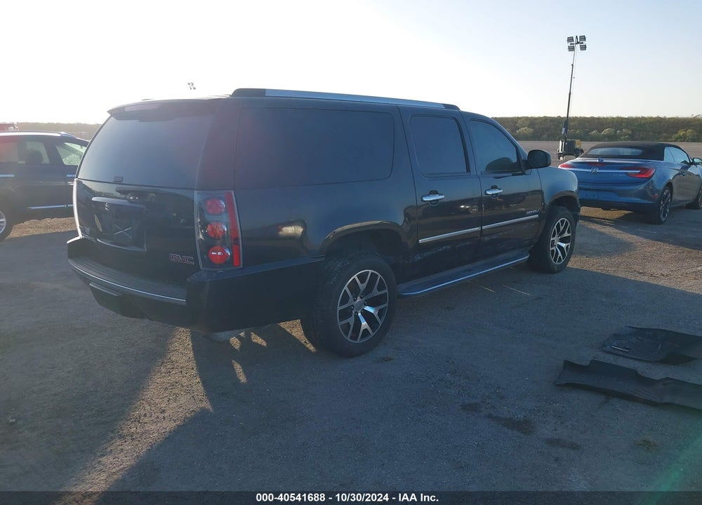 2012 GMC YUKON XL 1500 DENALI VIN: 1GKS2MEF1CR246292