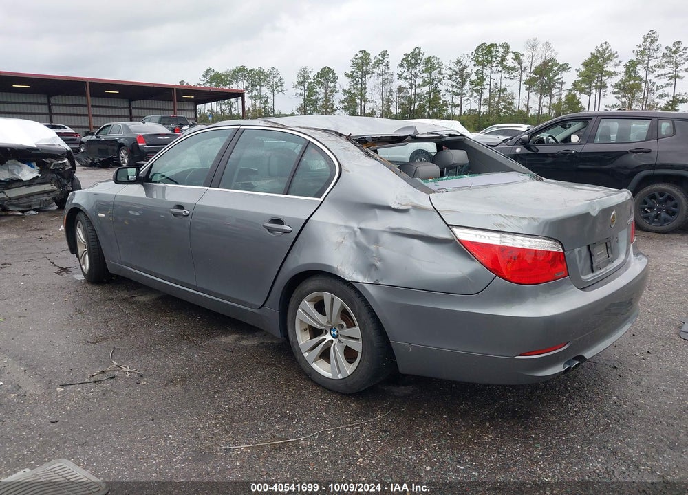 2009 BMW 528I VIN: WBANU53599C120225