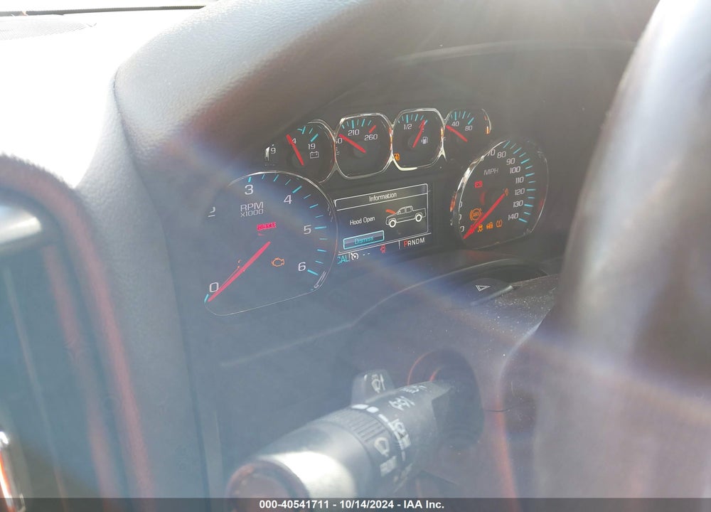2015 CHEVROLET SILVERADO 1500 1LT VIN: 3GCUKREC1FG421703