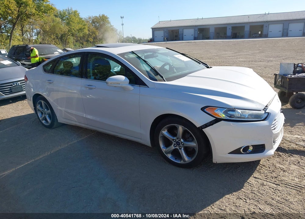 2015 FORD FUSION SE VIN: 3FA6P0H71FR221788