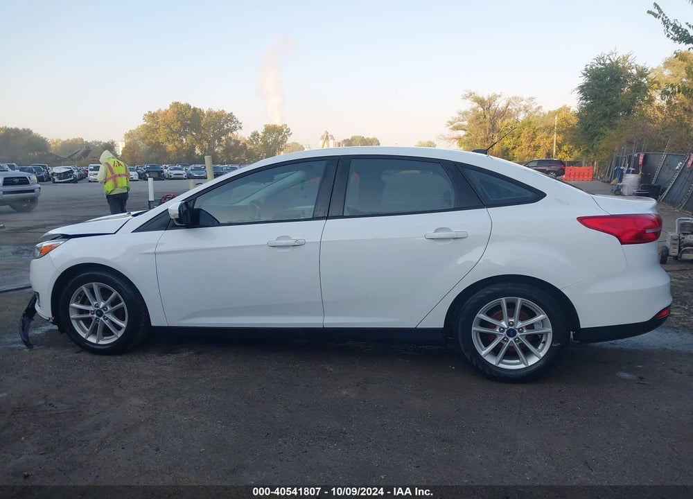 2017 FORD FOCUS SE VIN: 1FADP3F22HL270841