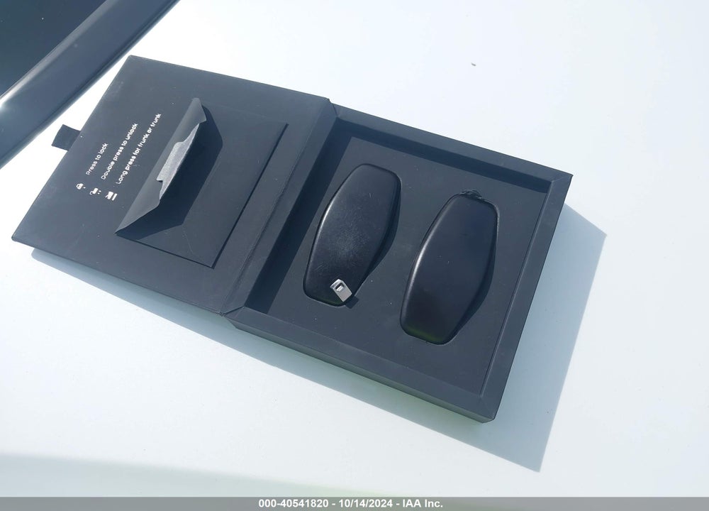 2023 LUCID AIR PURE VIN: 50EA1PFA8PA006574