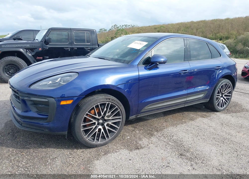 2022 PORSCHE MACAN VIN: WP1AA2A54NLB02557