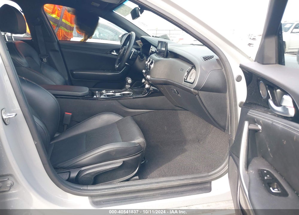 2022 KIA STINGER GT LINE VIN: KNAE35LD7N6102146