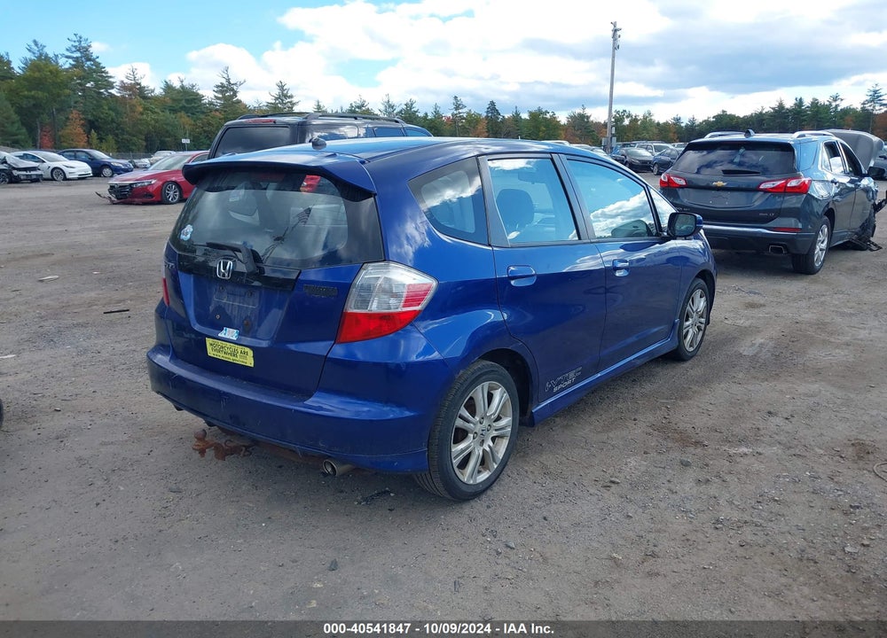 2010 HONDA FIT SPORT VIN: JHMGE8H44AS024361