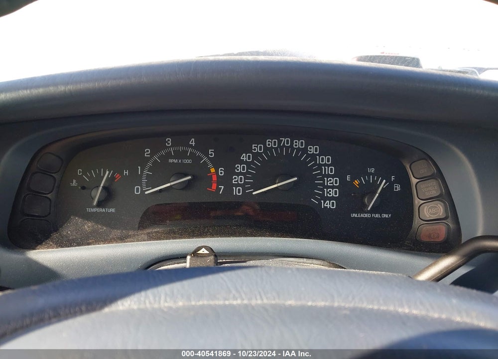 2000 BUICK PARK AVENUE VIN: 1G4CW52K7Y4132728