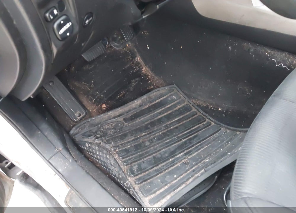 2010 SUBARU FORESTER 2.5X VIN: JF2SH6BCXAH798040