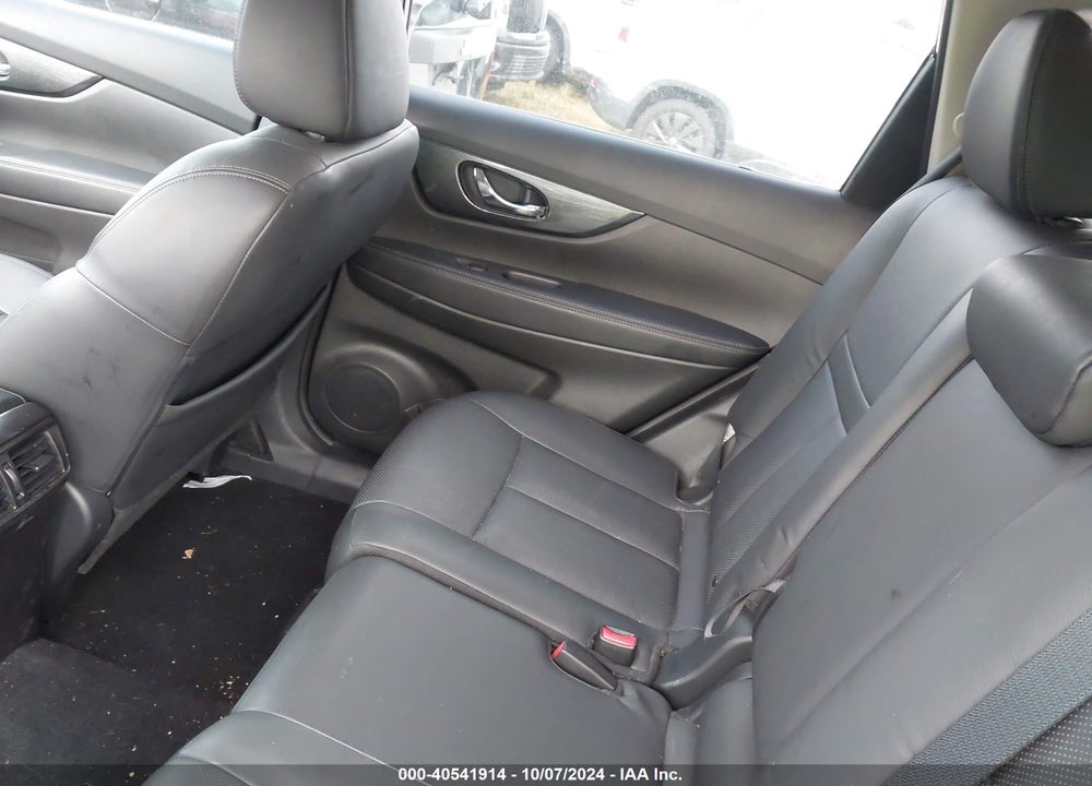 2015 NISSAN ROGUE SL VIN: 5N1AT2MV4FC800820