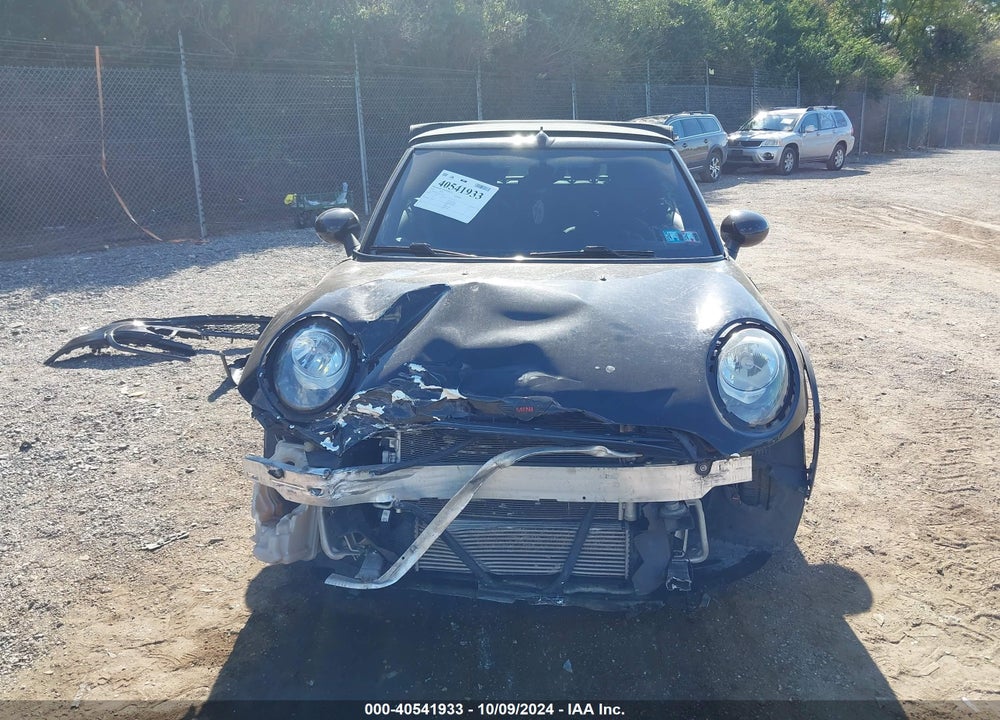 2016 MINI CONVERTIBLE COOPER VIN: WMWWG5C53G3C19022