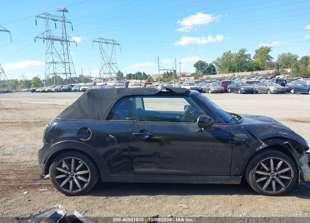 2016 MINI CONVERTIBLE COOPER VIN: WMWWG5C53G3C19022