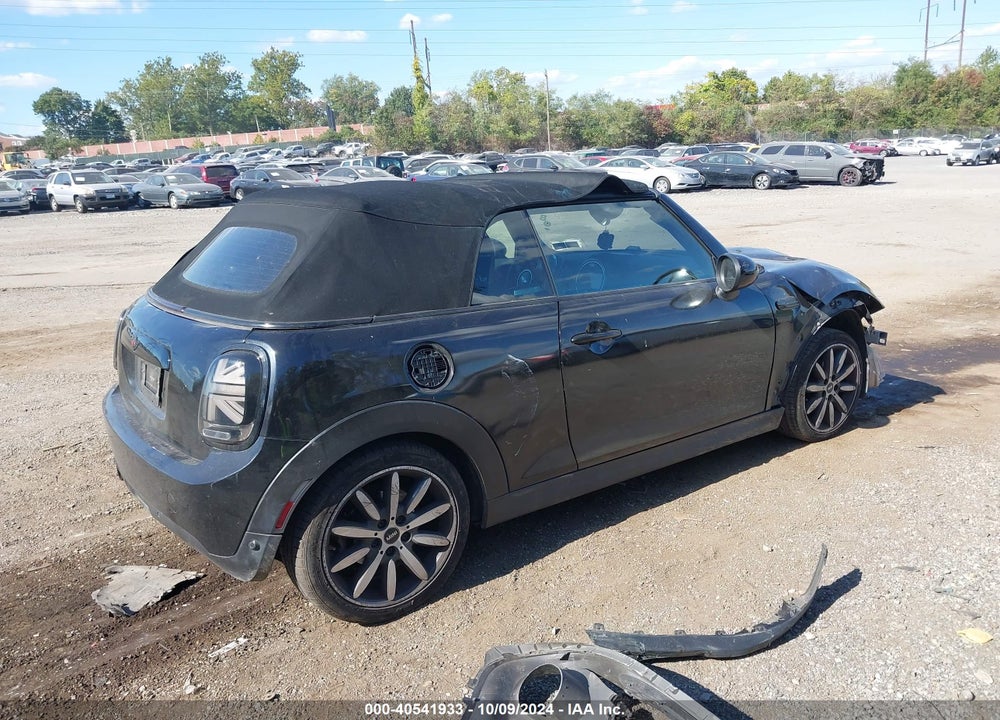 2016 MINI CONVERTIBLE COOPER VIN: WMWWG5C53G3C19022