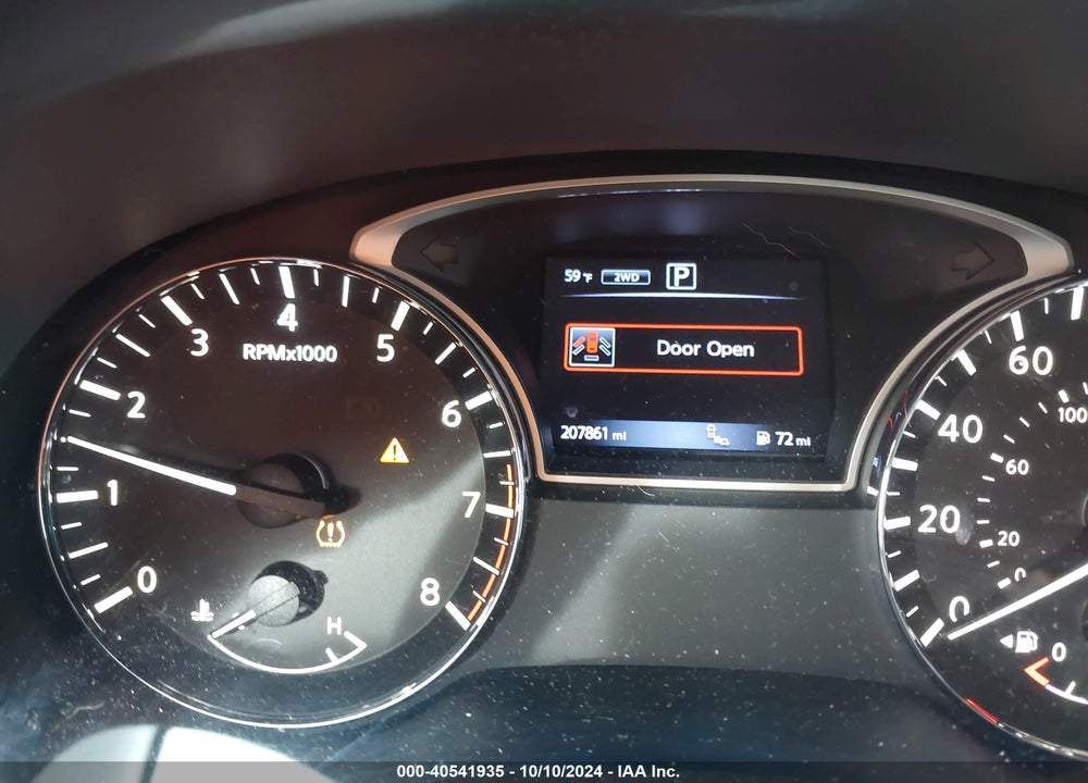 2016 NISSAN PATHFINDER SL VIN: 5N1AR2MM3GC661321