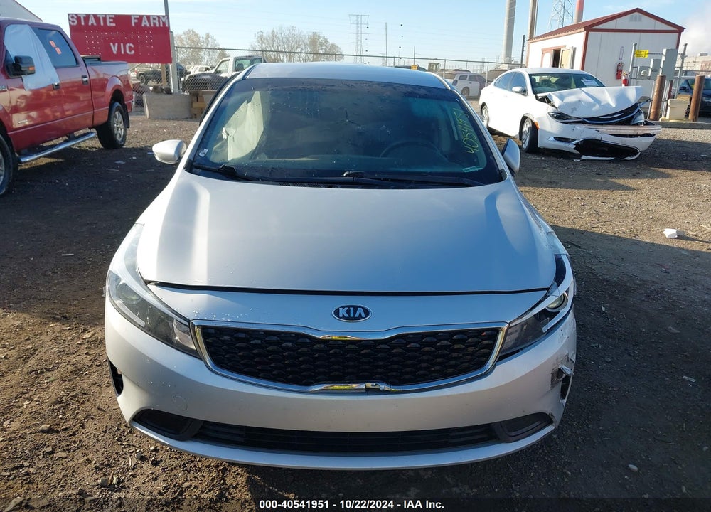 2017 KIA FORTE LX VIN: 3KPFK4A77HE137351