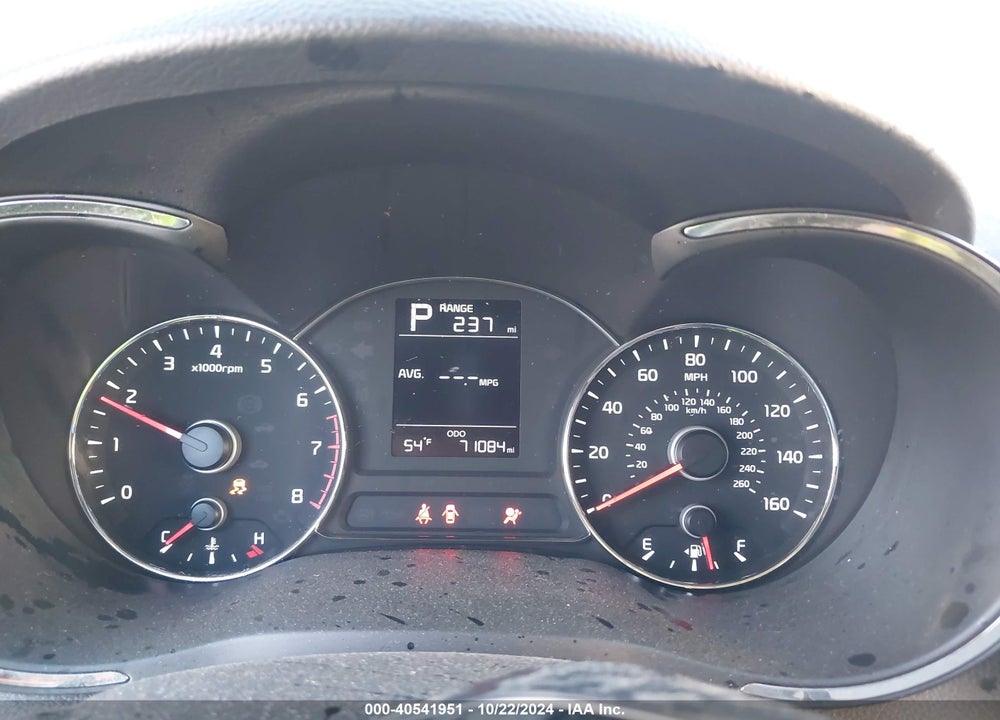 2017 KIA FORTE LX VIN: 3KPFK4A77HE137351