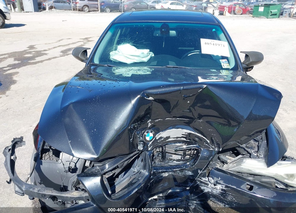 2011 BMW 328I XDRIVE VIN: WBAPK7G50BNN69498