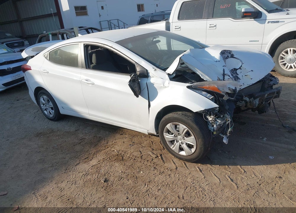 2016 HYUNDAI ELANTRA SE VIN: 5NPDH4AE0GH725686