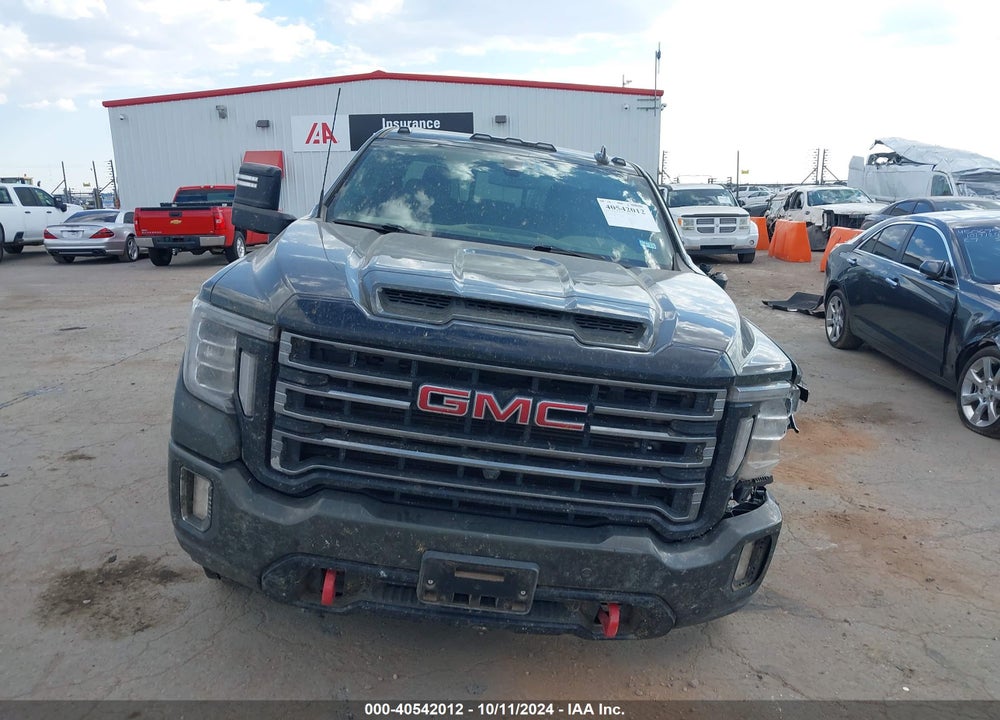 2022 GMC SIERRA 3500HD 4WD  STANDARD BED AT4 VIN: 1GT49VEY7NF263450