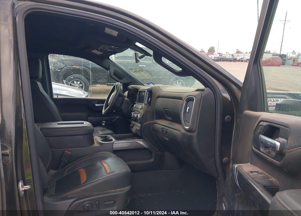 2022 GMC SIERRA 3500HD 4WD  STANDARD BED AT4 VIN: 1GT49VEY7NF263450
