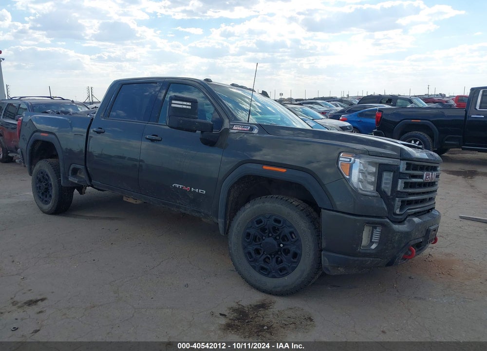 2022 GMC SIERRA 3500HD 4WD  STANDARD BED AT4 VIN: 1GT49VEY7NF263450