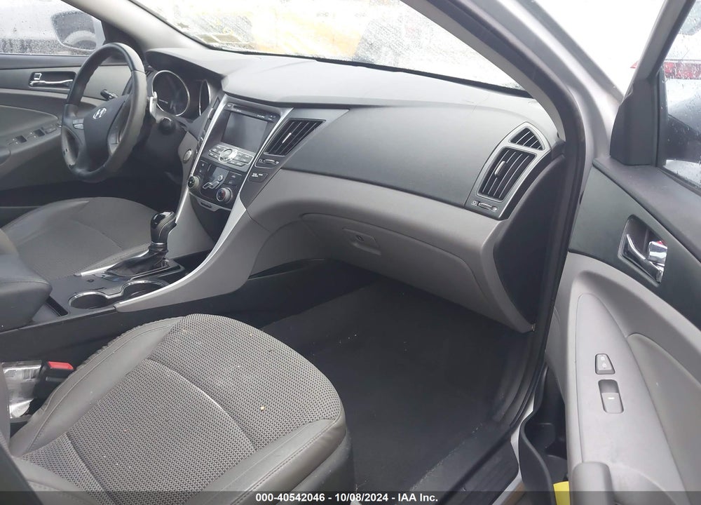 2011 HYUNDAI SONATA SE VIN: 5NPEC4AC7BH166227