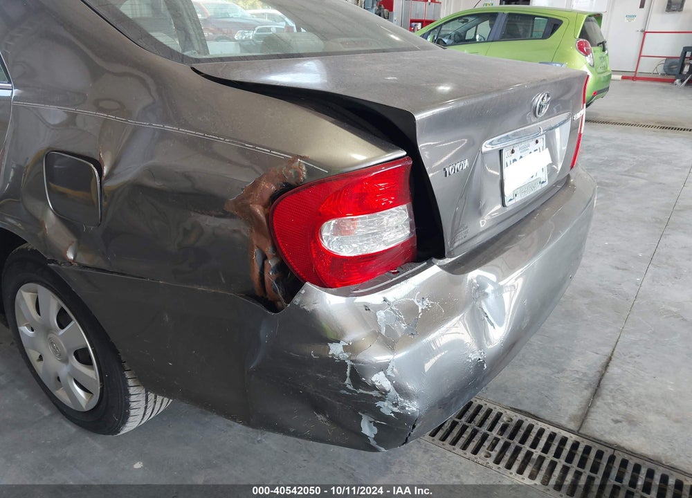 2003 TOYOTA CAMRY LE VIN: 4T1BE32K53U723183