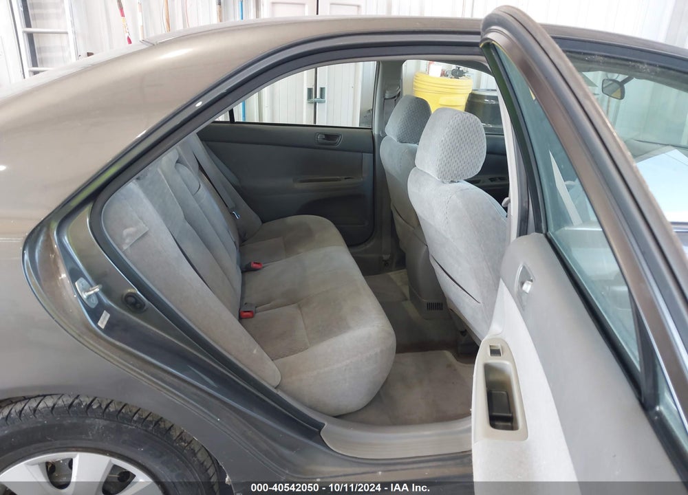 2003 TOYOTA CAMRY LE VIN: 4T1BE32K53U723183