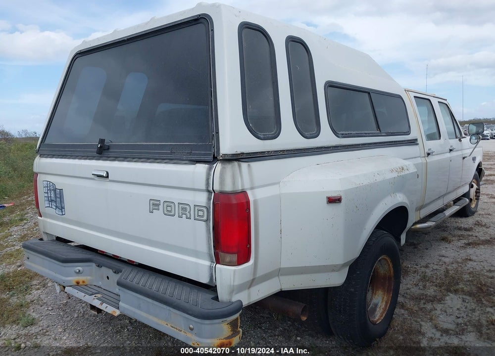 1997 FORD F-350 XL VIN: 1FTJW35F5VEC13103
