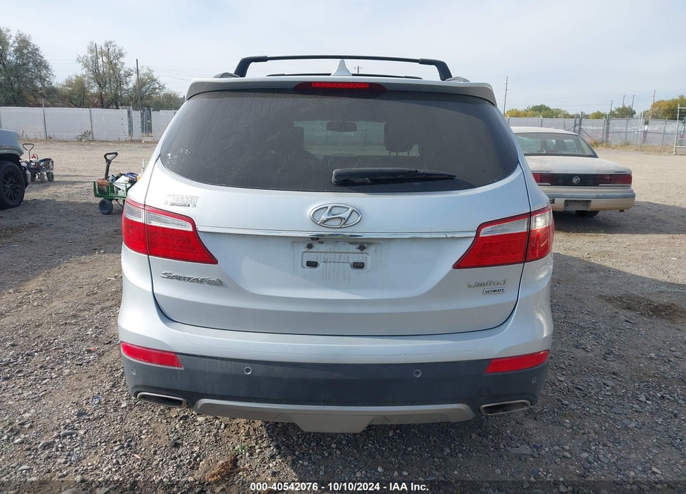 2016 HYUNDAI SANTA FE LIMITED VIN: KM8SR4HF7GU132881