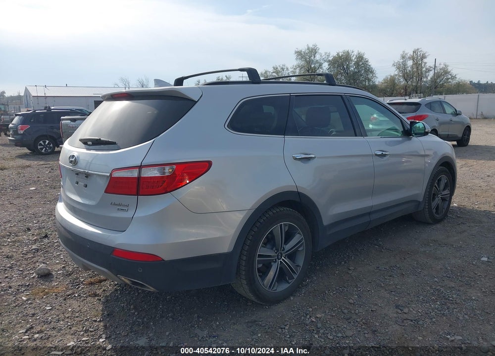2016 HYUNDAI SANTA FE LIMITED VIN: KM8SR4HF7GU132881