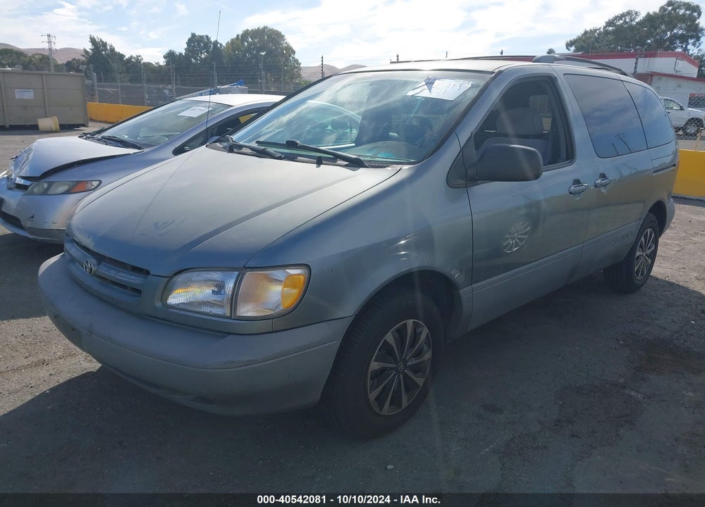 2000 TOYOTA SIENNA LE VIN: 4T3ZF13C2YU224203
