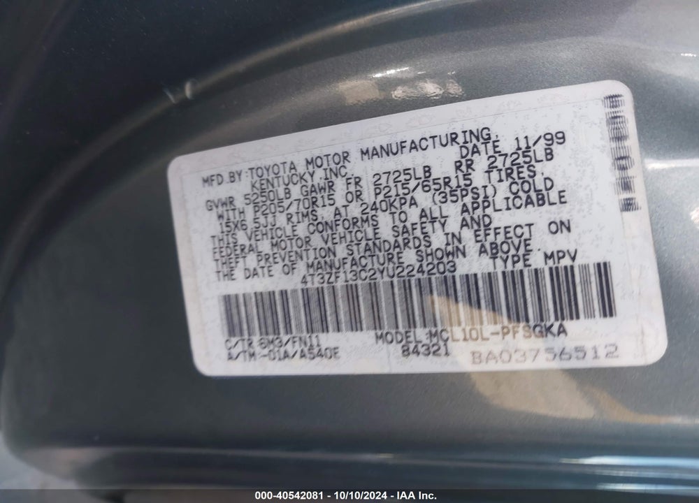 2000 TOYOTA SIENNA LE VIN: 4T3ZF13C2YU224203