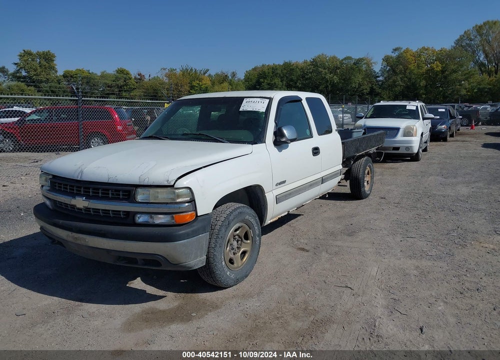 2002 CHEVROLET SILVERADO 1500 LS VIN: 1GCEK19T52E174896