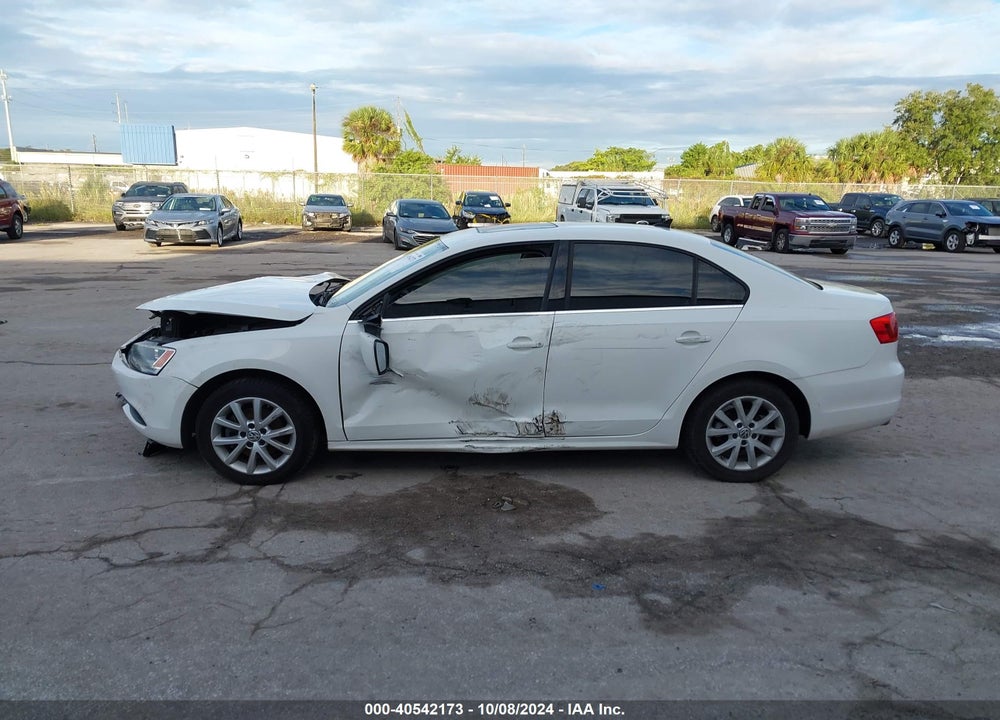 2013 VOLKSWAGEN JETTA 2.5L SE VIN: 3VWDX7AJ7DM256004