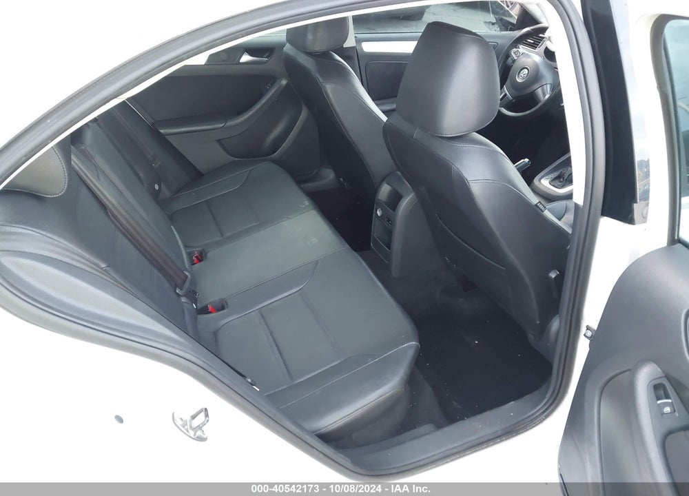 2013 VOLKSWAGEN JETTA 2.5L SE VIN: 3VWDX7AJ7DM256004