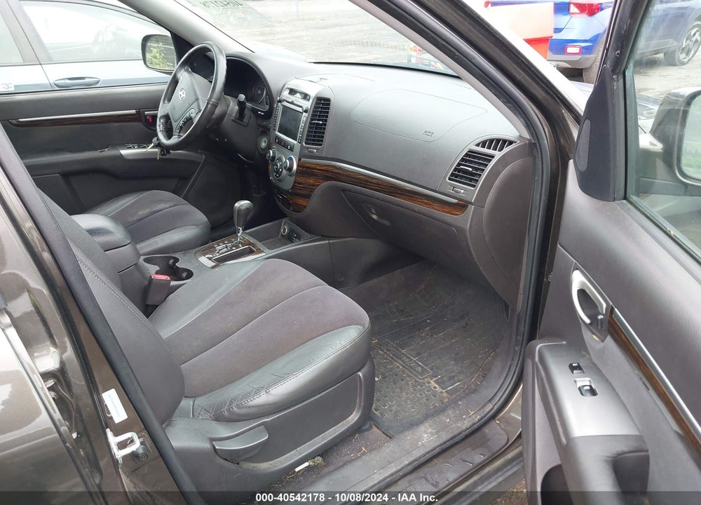 2011 HYUNDAI SANTA FE SE VIN: 5XYZH4AG9BG028864