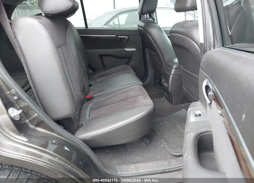 2011 HYUNDAI SANTA FE SE VIN: 5XYZH4AG9BG028864
