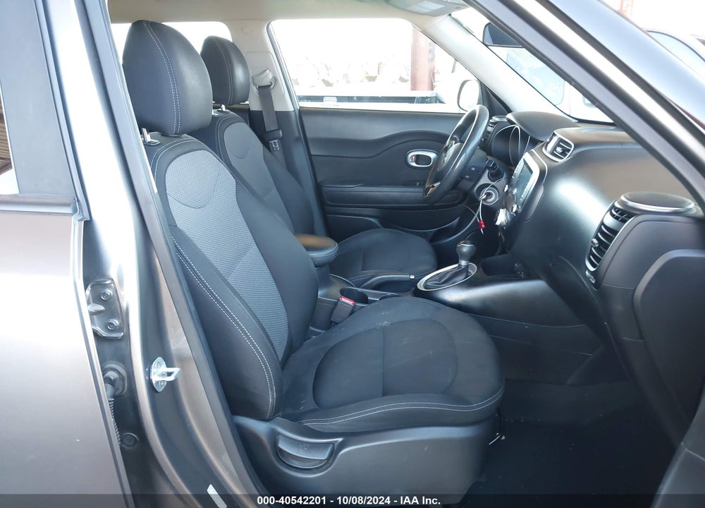 2019 KIA SOUL VIN: KNDJP3A56K7690147