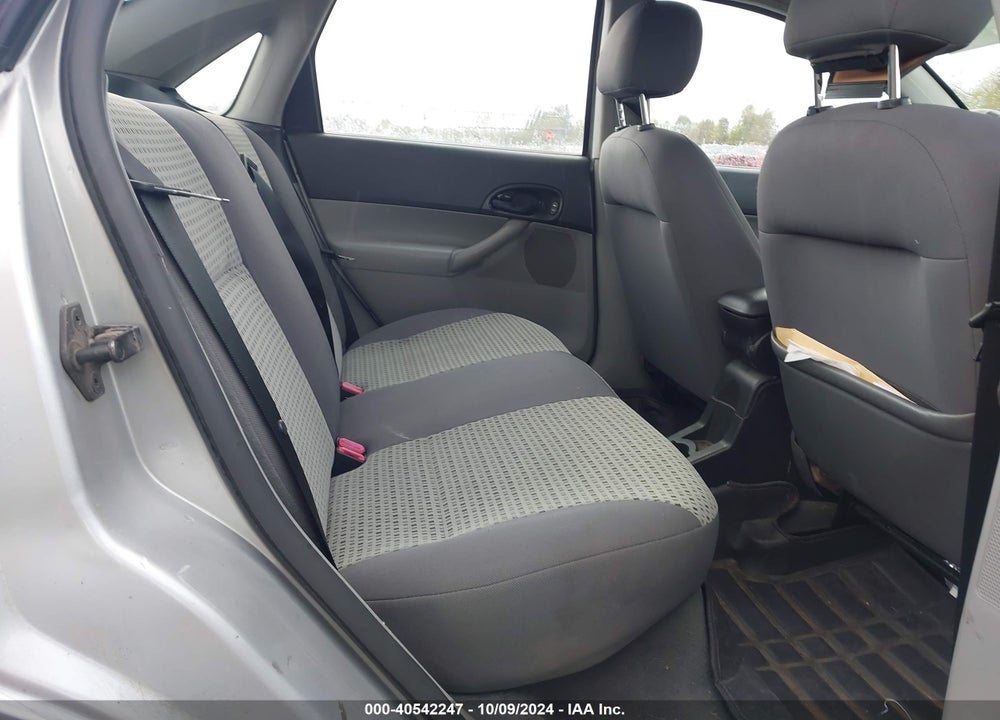 2007 FORD FOCUS S/SE/SES VIN: 1FAFP34N57W270870
