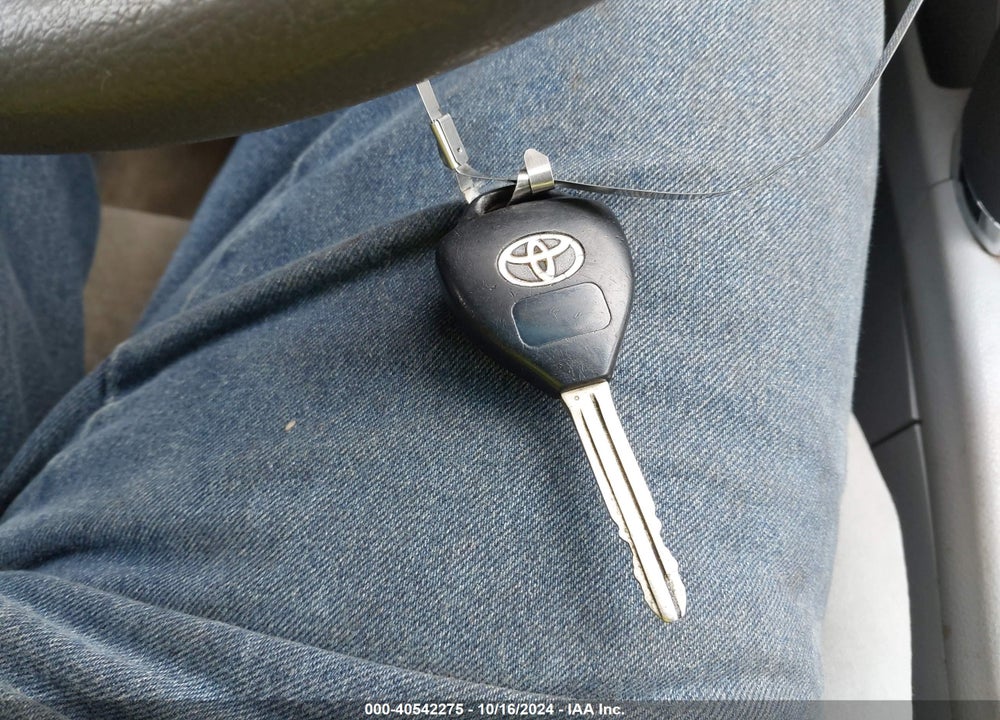 2009 TOYOTA CAMRY LE VIN: 4T1BE46K59U330065