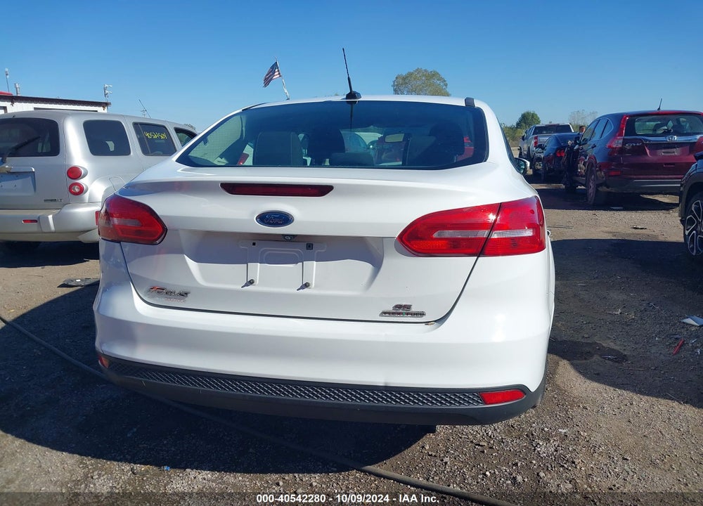 2016 FORD FOCUS SE VIN: 1FADP3F21GL298063