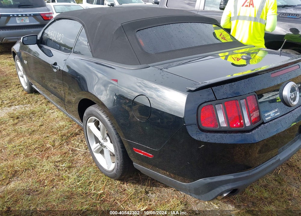 2011 FORD MUSTANG GT PREMIUM VIN: 1ZVBP8FF5B5106526
