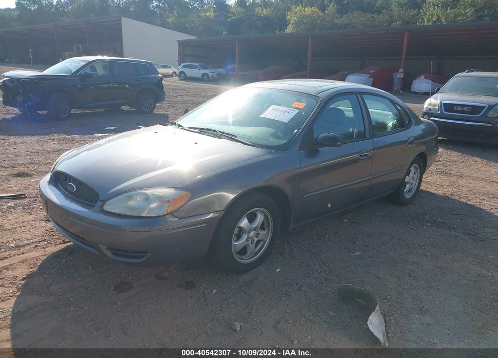 2004 FORD TAURUS SES VIN: 1FAFP55264A183651