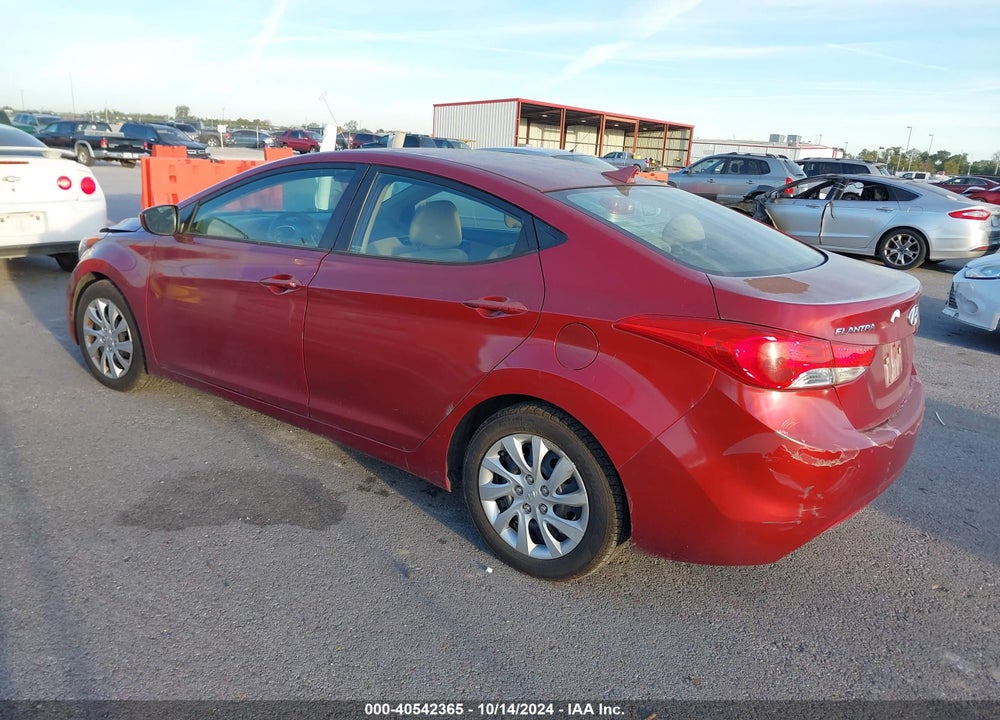 2013 HYUNDAI ELANTRA GLS VIN: 5NPDH4AE6DH197650