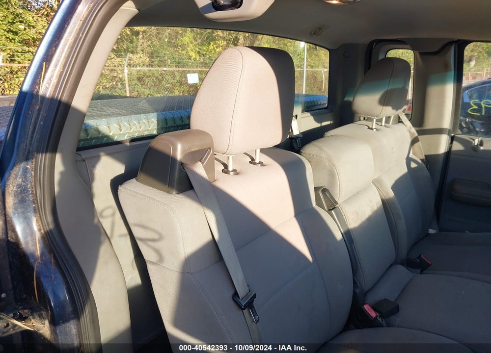 2006 FORD F-150 STX/XL/XLT VIN: 1FTRF122X6NB38330
