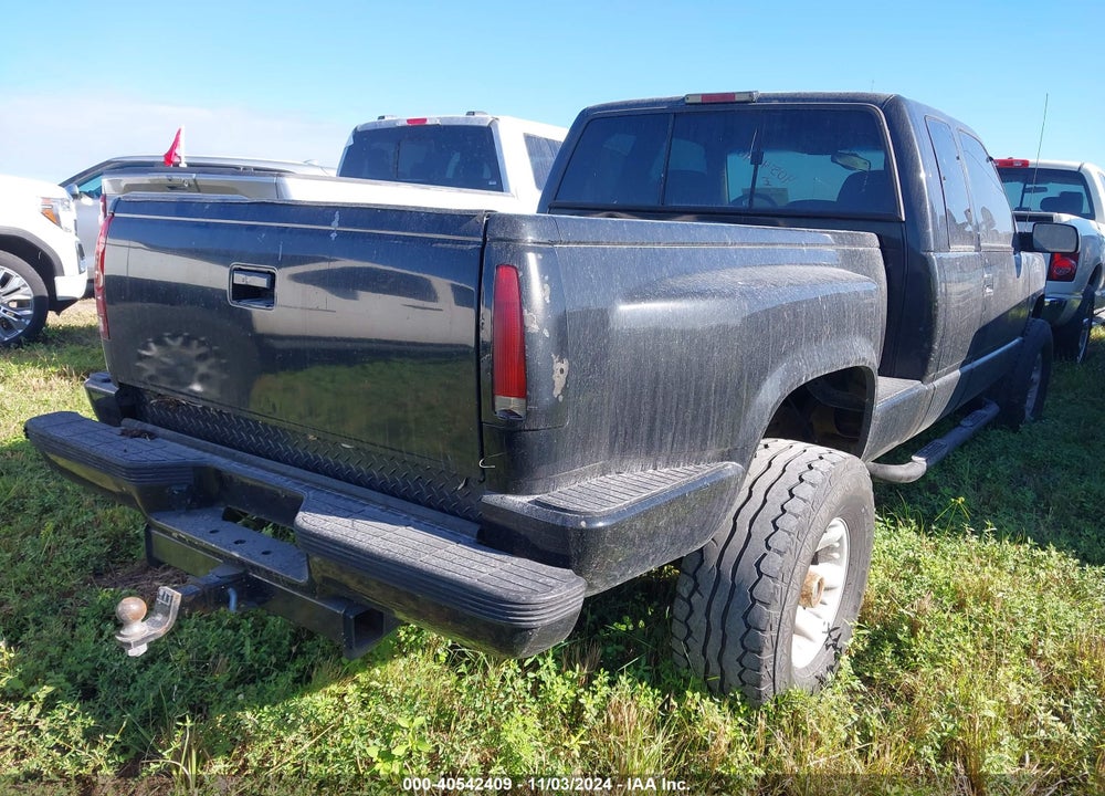 1998 CHEVROLET K1500 SPORTSIDE VIN: 2GCEK19R9W1249577